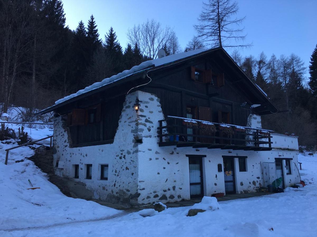 La Locanda Delle Pulci Bio Welness Mezzana  Luaran gambar